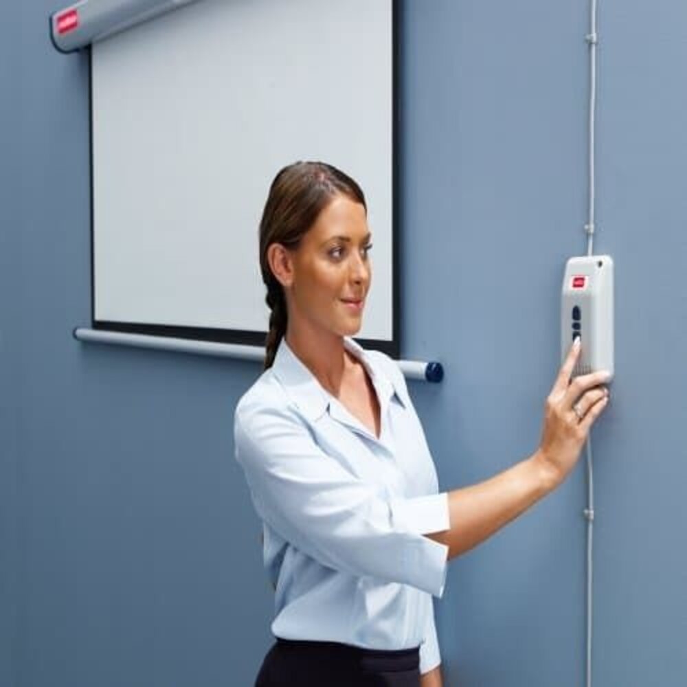 Nobo Nobo ELECTR. PROJ. SCHERM P&P 180CM Nobo Nobo ELECTR. PROJ. SCHERM P&P 180CM