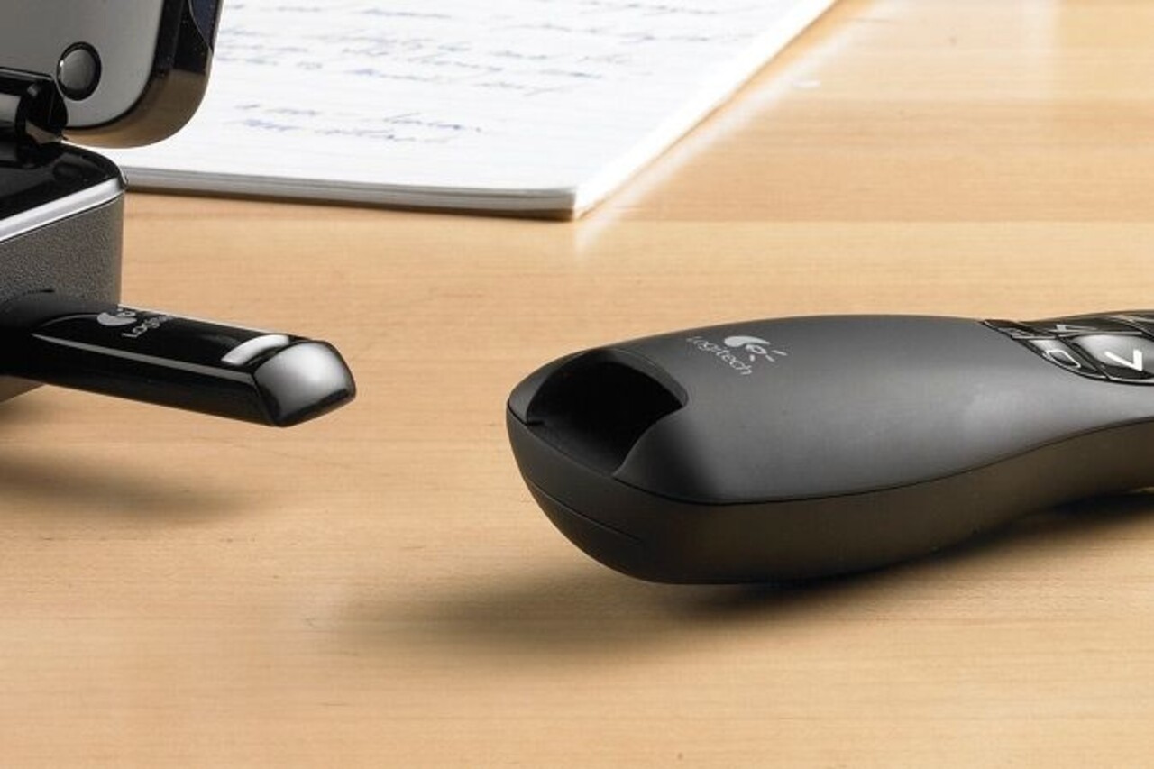 Logitech Logitech Wireless Presenter R400 Logitech Logitech Wireless Presenter R400