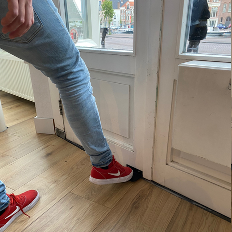 Voetgreep deuropener zwart