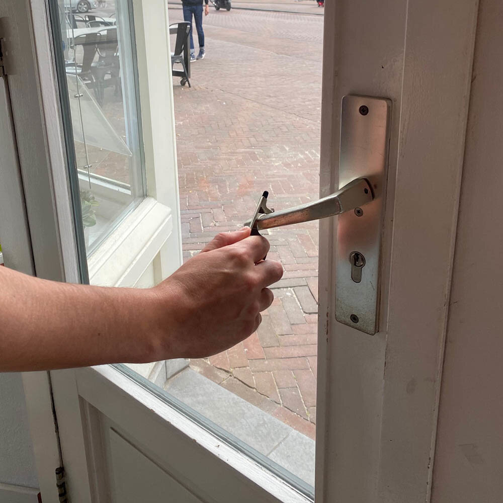 Mobiele deuropener Paean zilver black look met touchscreen ondersteuning Mobiele deuropener Paean zilver black look met touchscreen ondersteuning