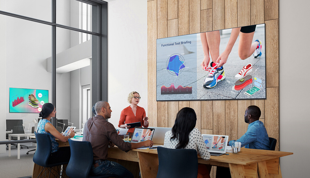 LG 43UL3J-E 4K UHD monitor LG 43UL3J-E 4K UHD monitor