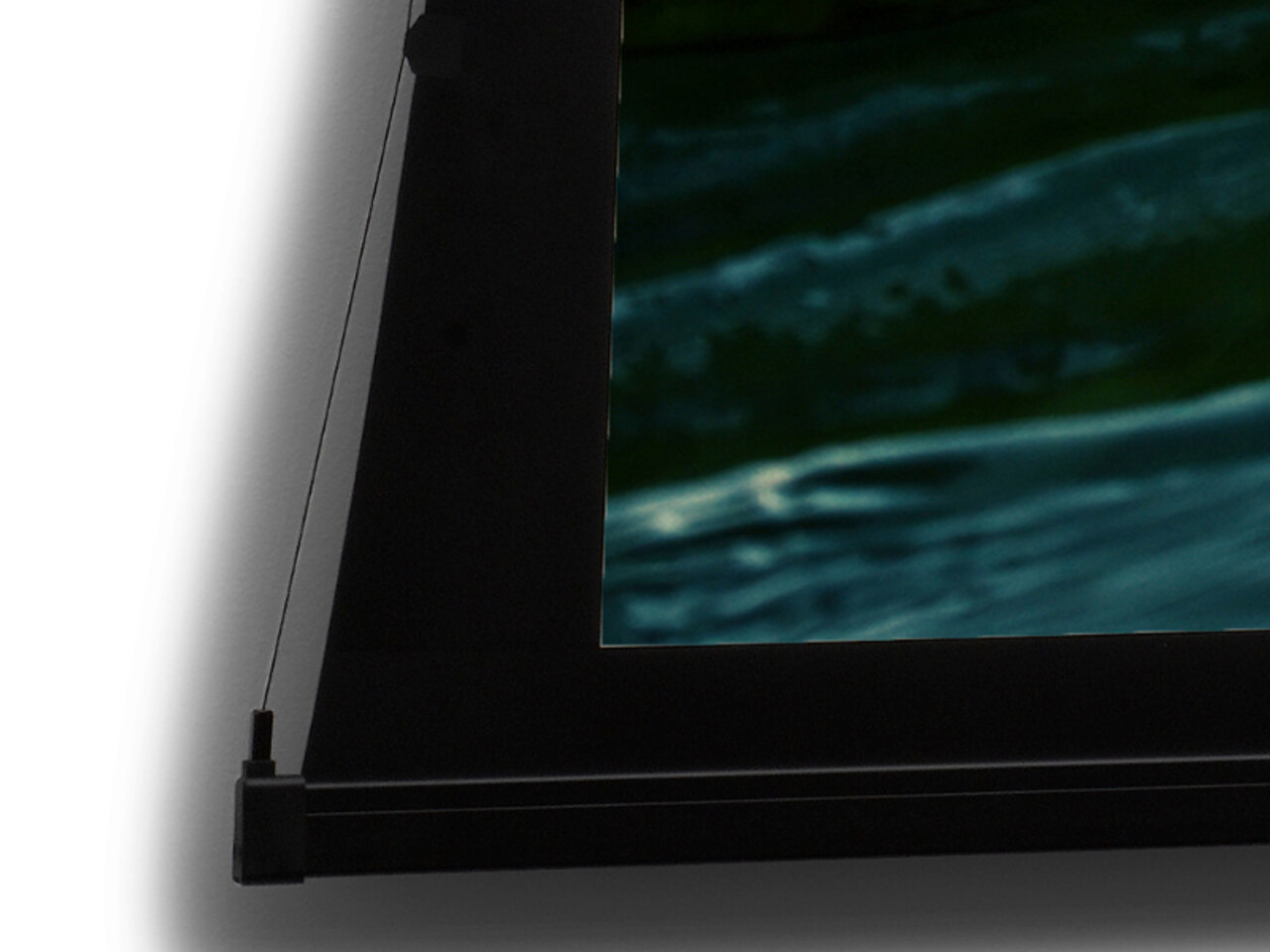 Da-Lite Tensioned DescenderPro Sightline HDTV Da-Lite Tensioned DescenderPro Sightline HDTV