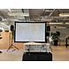4K UHD beamer, projectiescherm, speakers op standaard en projectietafel huren 4K UHD beamer, projectiescherm, speakers op standaard en projectietafel huren