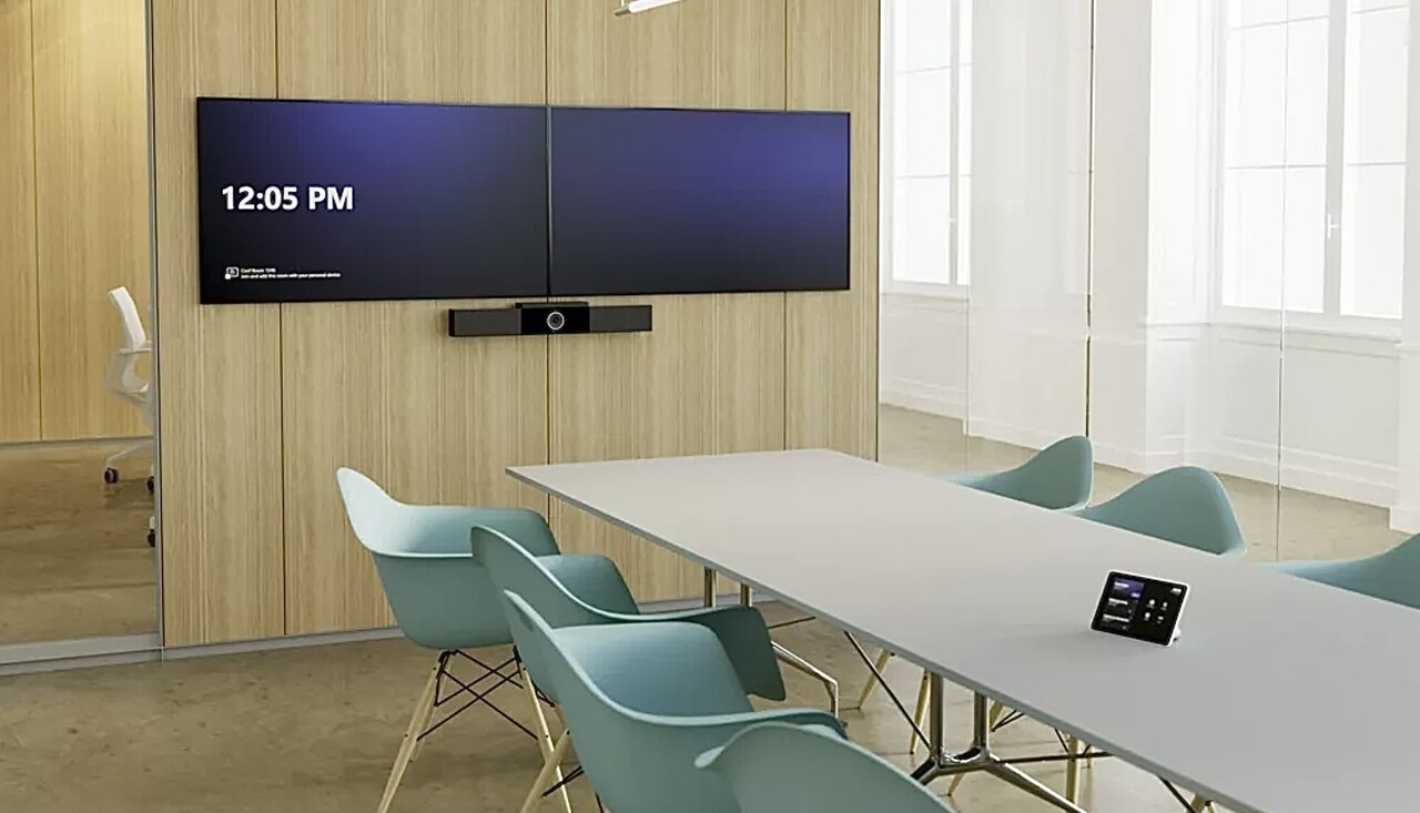 POLY Poly Studio Medium Room Kit voor Micorsoft Teams Rooms all in one vergaderkit met mini PC POLY Poly Studio Medium Room Kit voor Micorsoft Teams Rooms all in one vergaderkit met mini PC