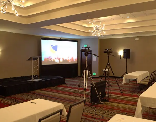 Elite Screens Elite Screens ezCinema F150NWH Elite Screens Elite Screens ezCinema F150NWH