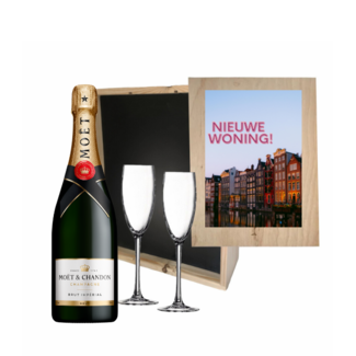 Gepersonaliseerde kist met Champagne en 2 glazen