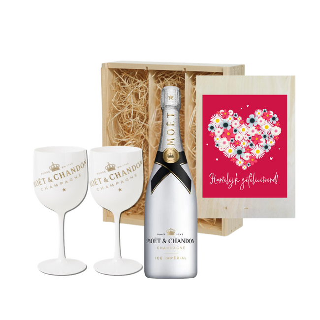 Gefeliciteerd! Moët Ice in Gepersonaliseerde Kist met 2 ICE Glazen