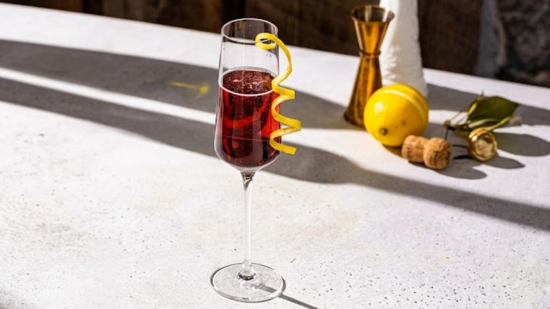 Recept: Een kir royal cocktail maken