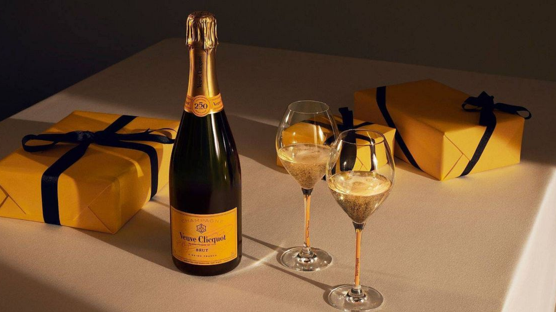 Last minute kerstgeschenk nodig? Club Champagne helpt je!