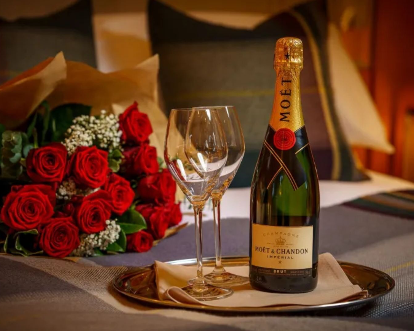 Valentijn extra speciaal maken? Bekijk nu onze  top 3 Valentijn champagne cadeaus voor 2026