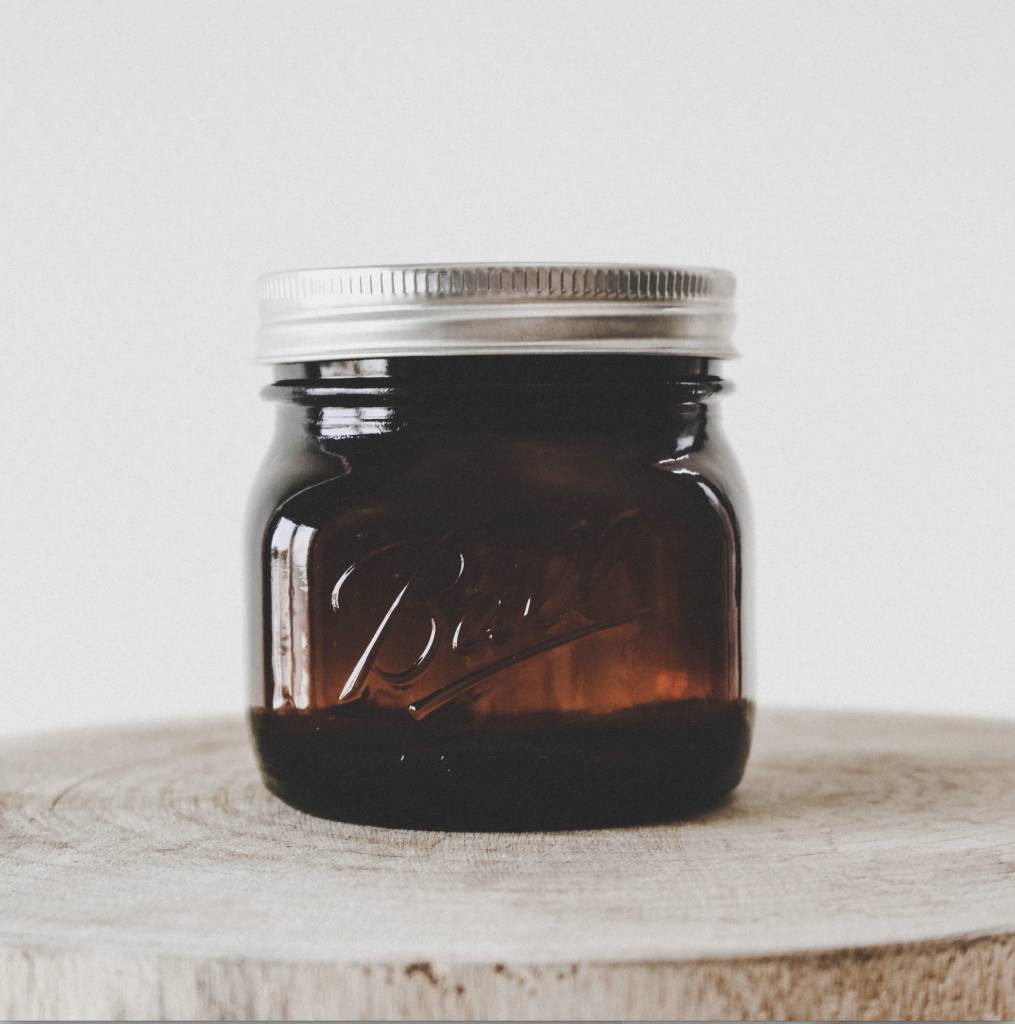 Barnsteenkleurige jar Amber Ball Elite WM 16 oz Masonjar