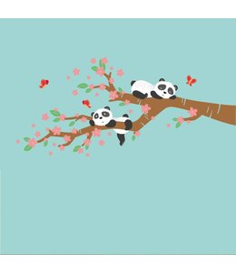 Muursticker lieve pandabeertjes op tak  met bloemen