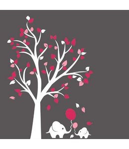 Muursticker witte boom met roze blaadjes en olifantjes