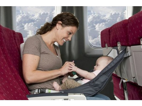 Flyebaby Infant Flugzeug Sitz - Flyebaby Flugzeug Baby Komfort System - Air Travel mit Baby Made Easy