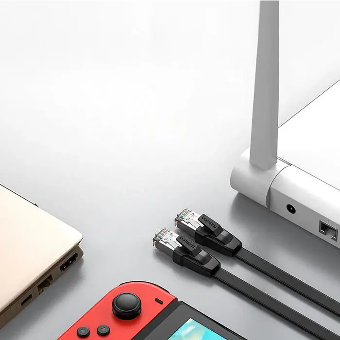 Ugreen Platte Netwerkkabel Cat 8 – 0,5 Meter – Zwart – Hoge Snelheid Ethernetkabel met RJ45-Connectors