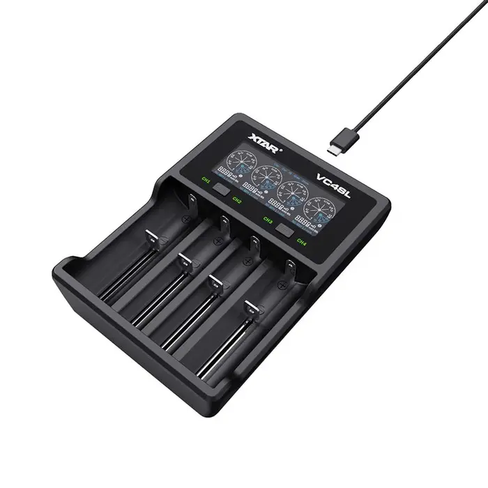 XTAR VC4SL Universele Slimme Batterijlader – Geschikt voor Li-ion & NiMH Batterijen – 4 Sleuven – USB-C Input – LCD Display – Automatische Herkenning