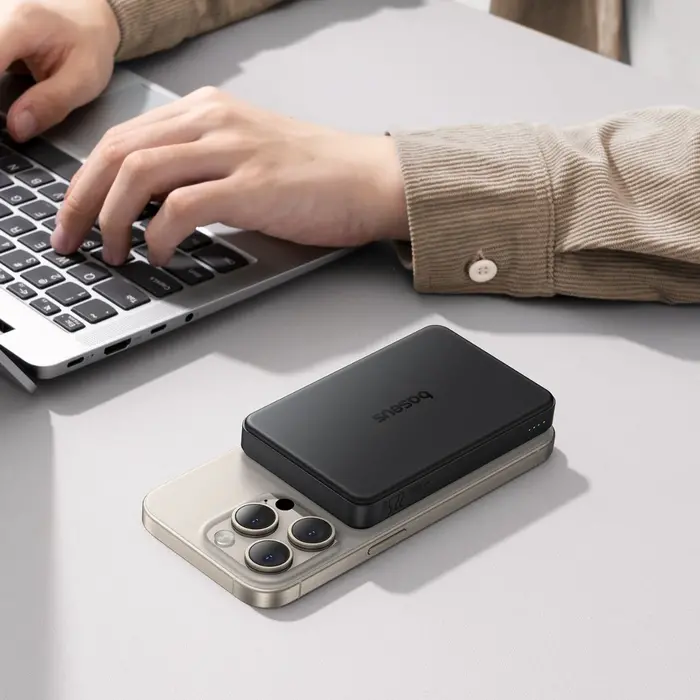 Baseus Qi2 MagSafe draadloze powerbank 10.000mAh met 22.5W snelladen, USB-C en LED-indicator – zwart