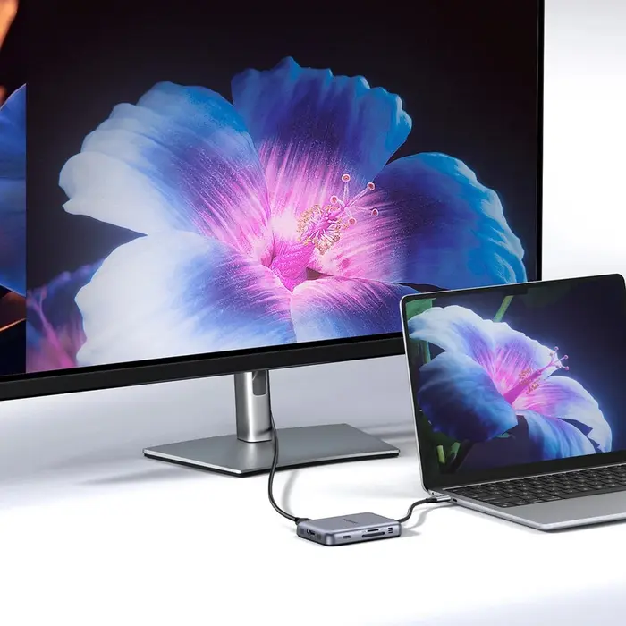 Ugreen 7-in-1 USB-C Hub Adapter - 4K@60Hz HDMI - 100W Power Delivery - 2x USB 3.0 & USB-C Data - SD/TF Kaartlezer - Space Grijs