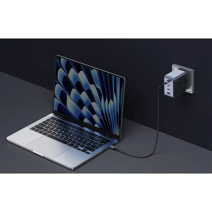 Ugreen 100W GaN Snellader met 4 Poorten - 1x USB-A en 3x USB-C, Power Delivery