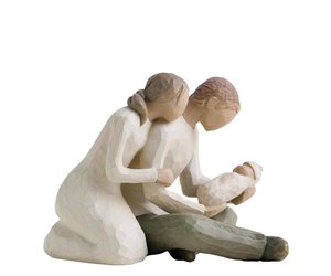 Willow Tree beeldje - Cozy - Beeldje van een moeder met haar dochters