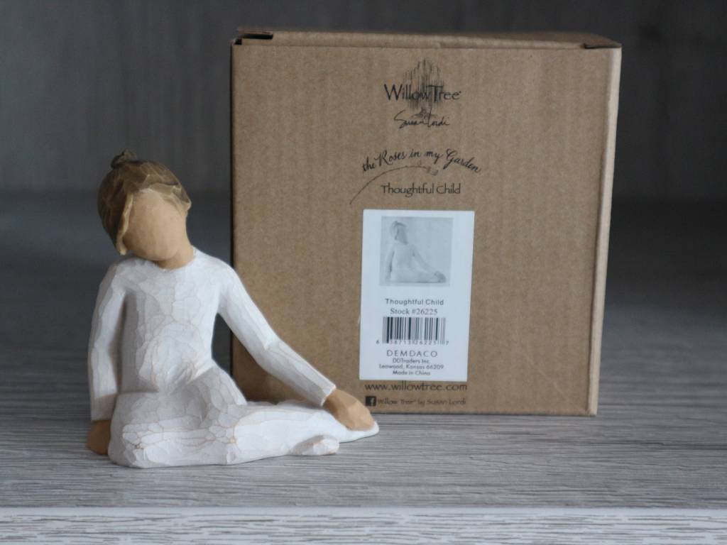 Willow Tree beeldje Thoughtful Child (meisje)