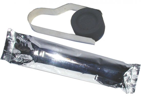 Tang voor houtskooltjes