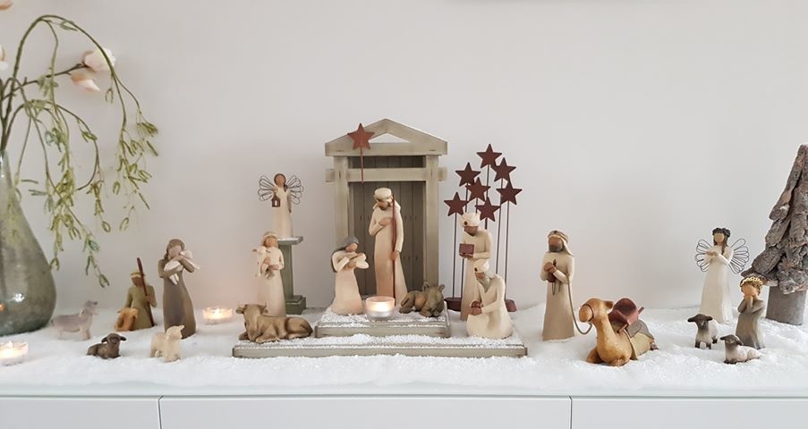 Herder met dieren van de kerststal