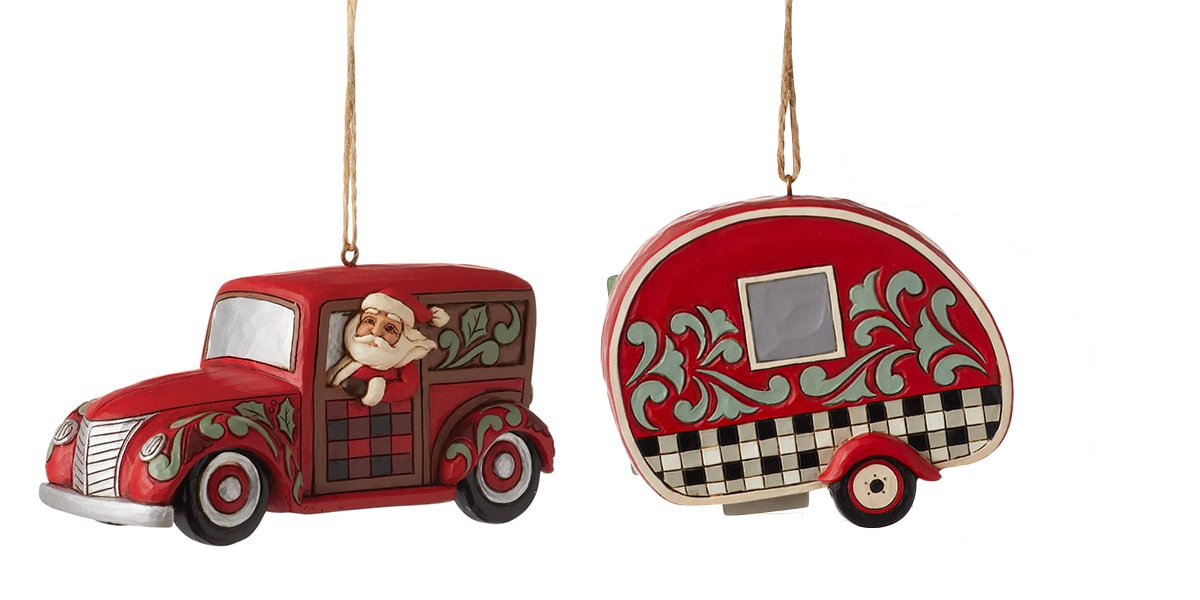 Highland Glen Santa in Wooden Wagon ornament