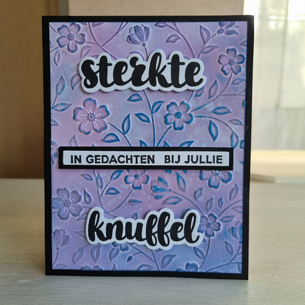 Wenskaart - Sterkte, knuffel