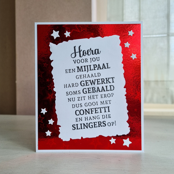 Wenskaart -  Hoera (bewegende sterretjes)