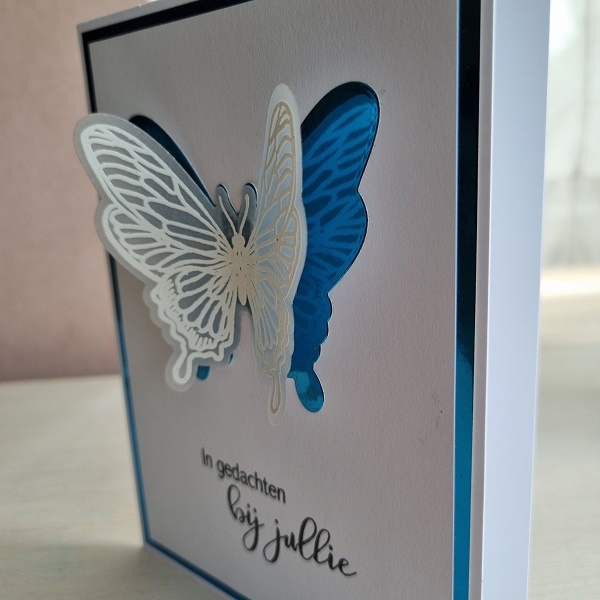 Wenskaart vlinder - in gedachten bij jullie