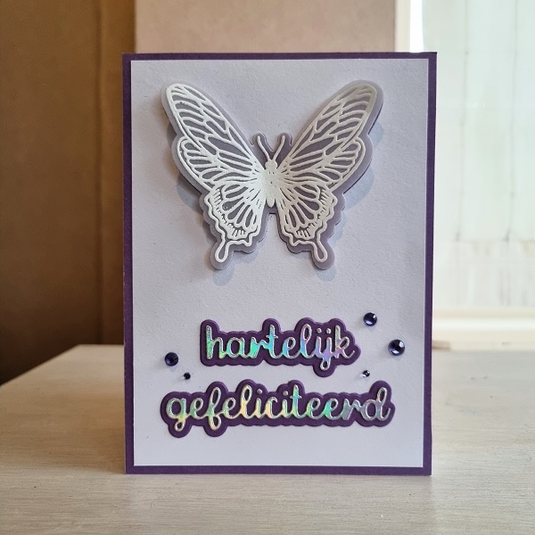 Wenskaart vlinder - gefeliciteerd