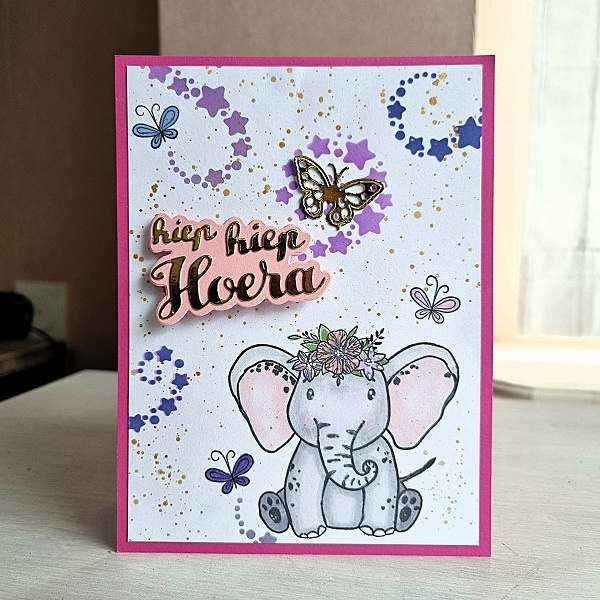 Wenskaart - Hiep hiep hoera (olifant)