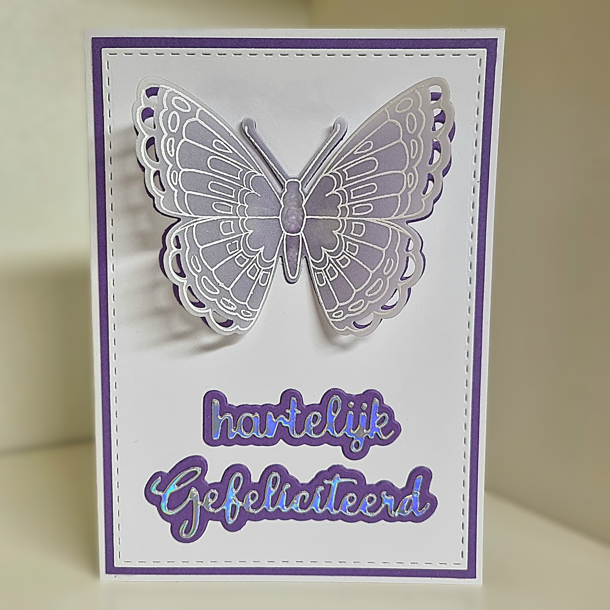 Wenskaart vlinder - gefeliciteerd
