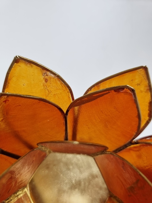 Lotus kaarshouder - oranje (gevallen engeltje)