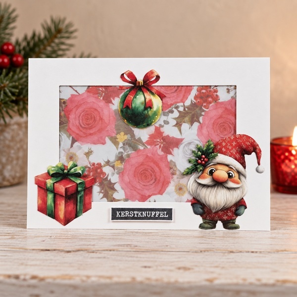 Kerstkaart - kerstgnoom (kerstknuffel)