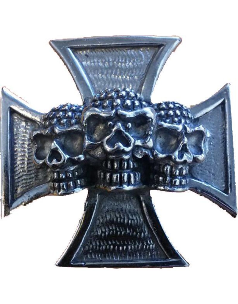 Skull and cross pin