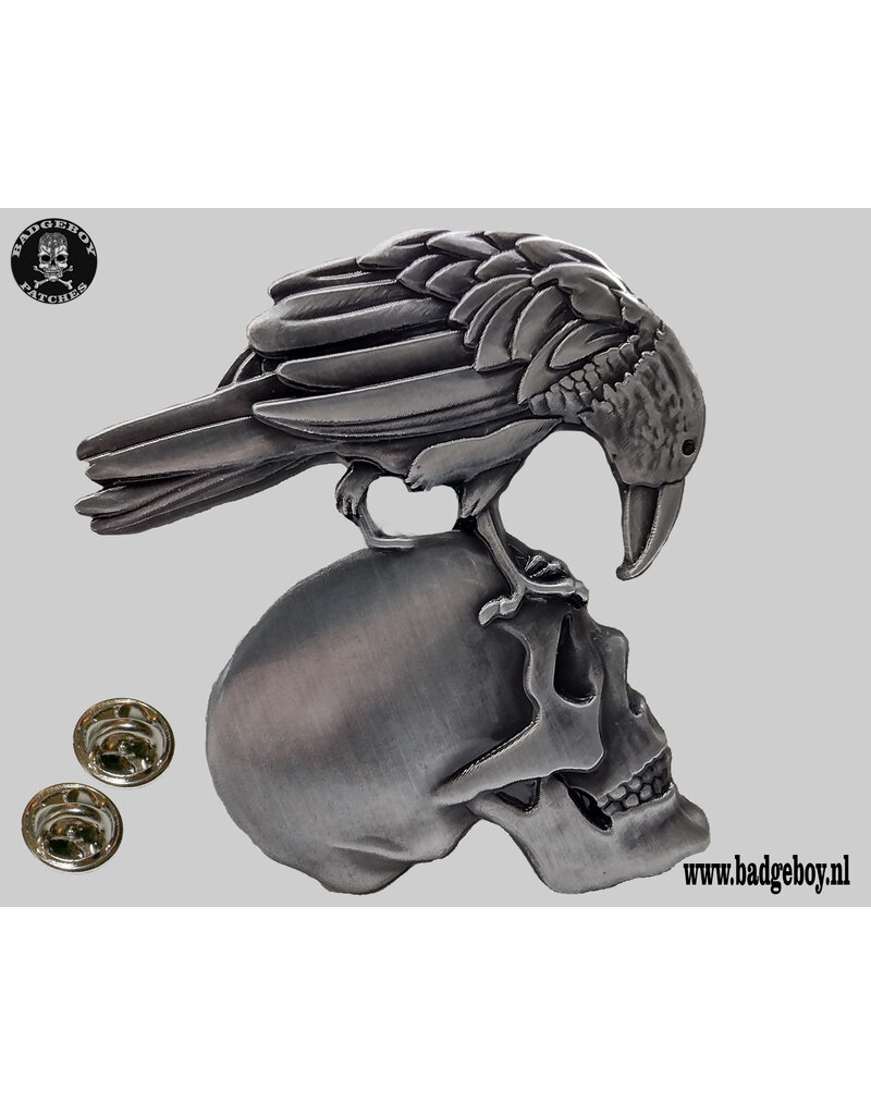 Badgeboy Crow and Skull Pin