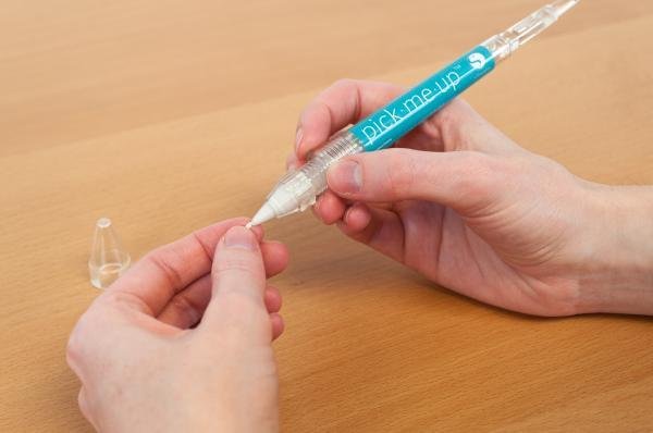 Silhouette Pick-Me-Up® tool