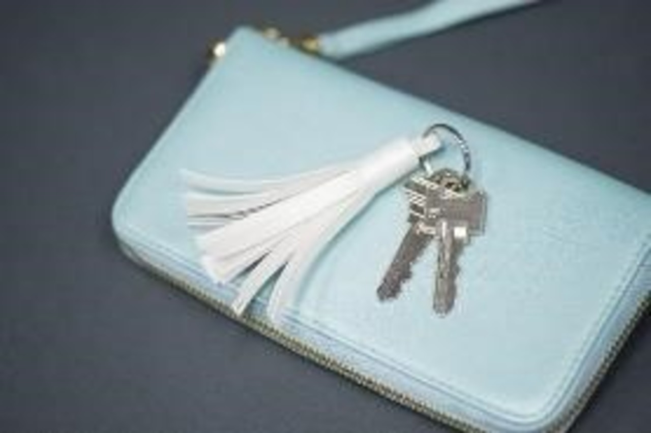 Silhouette Leatherette Sheets