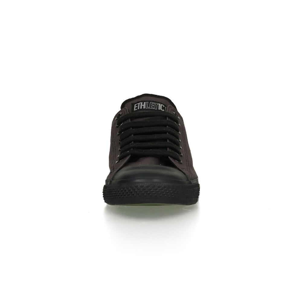 ETHLETIC Fair Trainer Black Cap Lo Cut Classic Pewter Grey | Jet Black