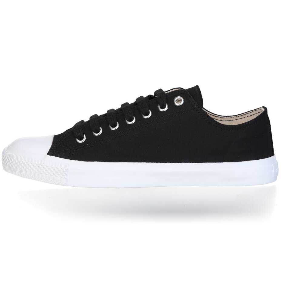 Fair Trainer White Cap Lo Cut Collection 18 Jet Black | Just White
