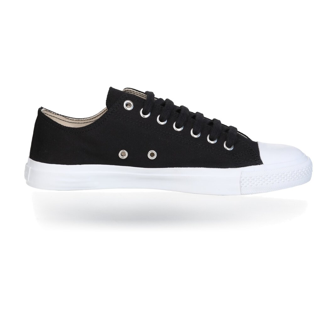 Fair Trainer White Cap Lo Cut Collection 18 Jet Black | Just White
