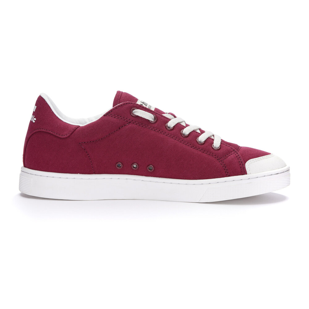 ETHLETIC Fair Trainer Active Lo True Blood | Just White