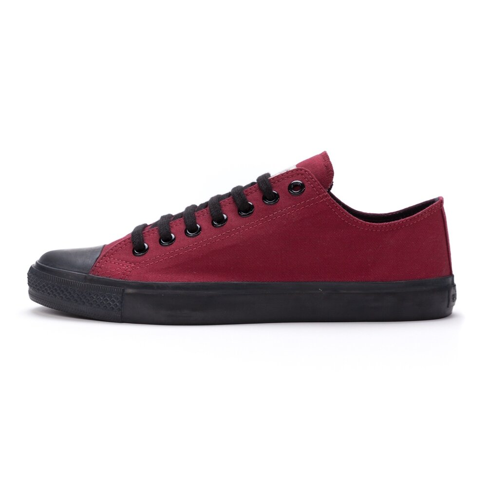 ETHLETIC Fair Trainer Black Cap Lo Cut True Blood | Jet Black