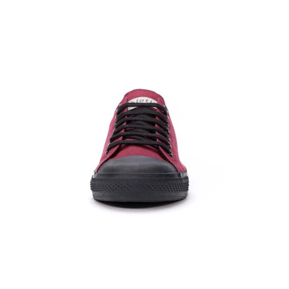 ETHLETIC Fair Trainer Black Cap Lo Cut True Blood | Jet Black