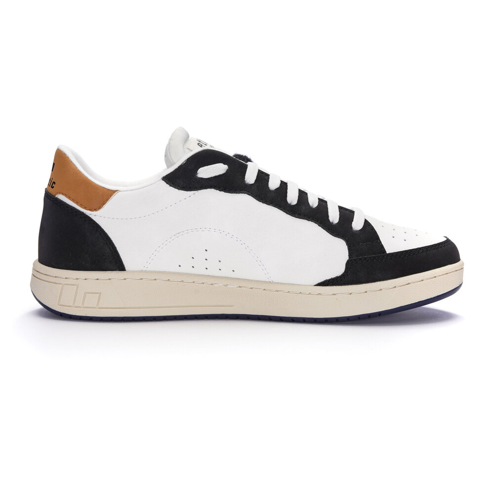 ETHLETIC Jesse Lo Cut Jet Black | Bleached Sand