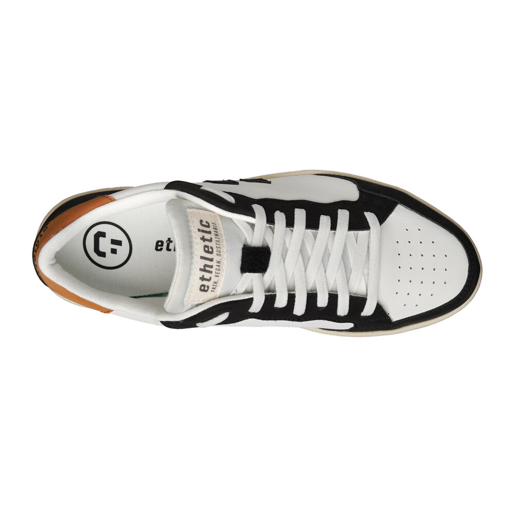 ETHLETIC Jesse Lo Cut Jet Black | Bleached Sand