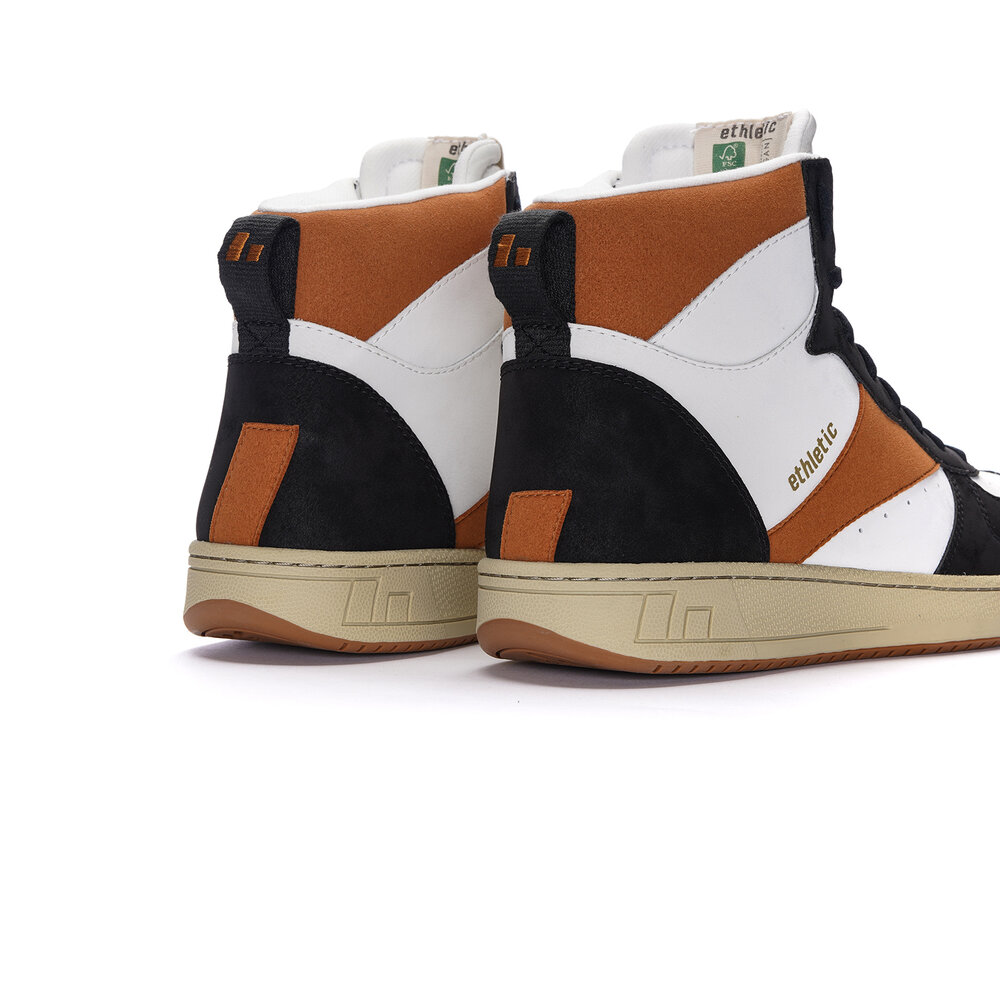 ETHLETIC Carl Hi Cut Chalk White | Cognac Brown