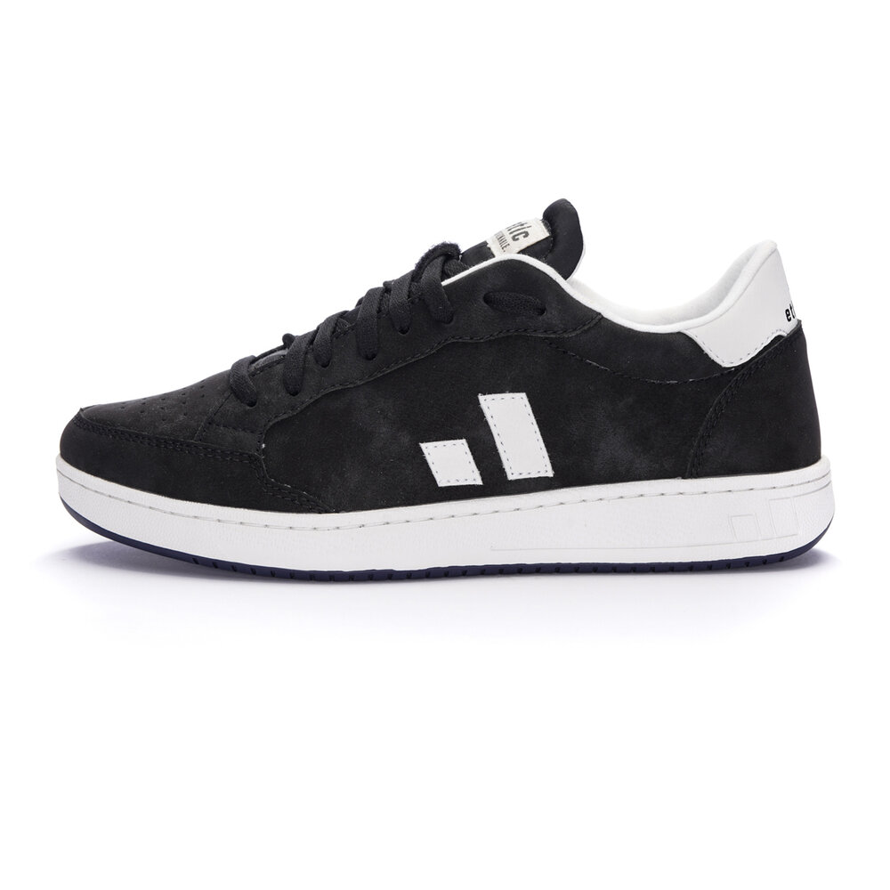 ETHLETIC Jesse Lo Cut Classic Jet Black | Chalk White